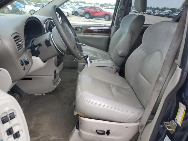 2005 Chrysler Town & Country Limited