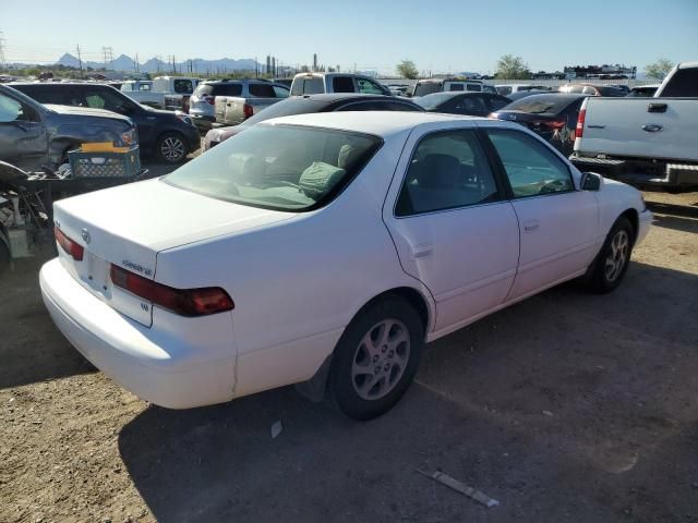 1999 Toyota Camry LE