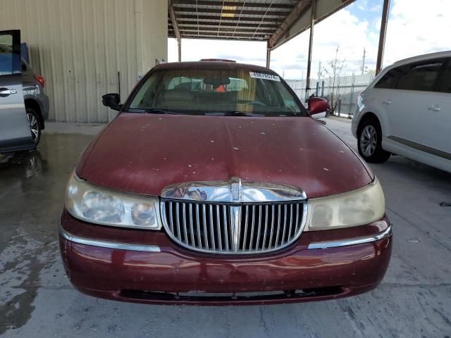 1998 Lincoln Town Car Signature