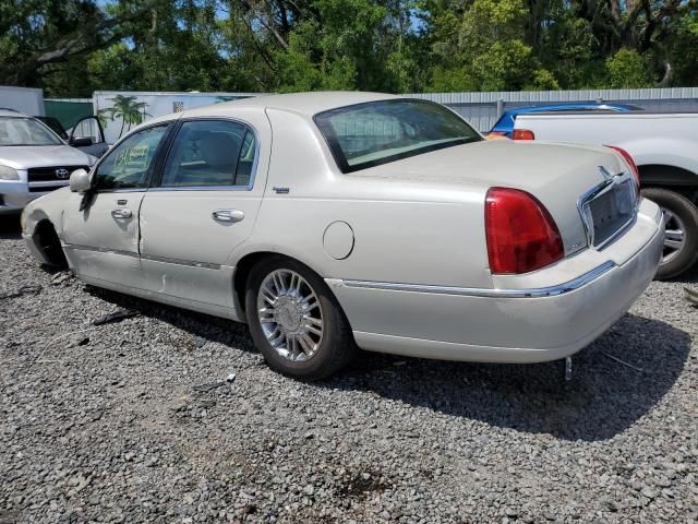 2007 Lincoln Town Car Signature Limited