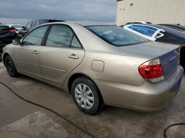 2005 Toyota Camry LE