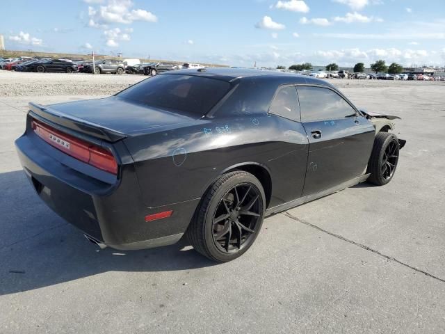 2013 Dodge Challenger SXT