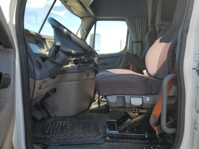 2016 Freightliner Cascadia 125