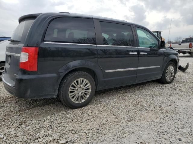 2016 Chrysler Town & Country Limited