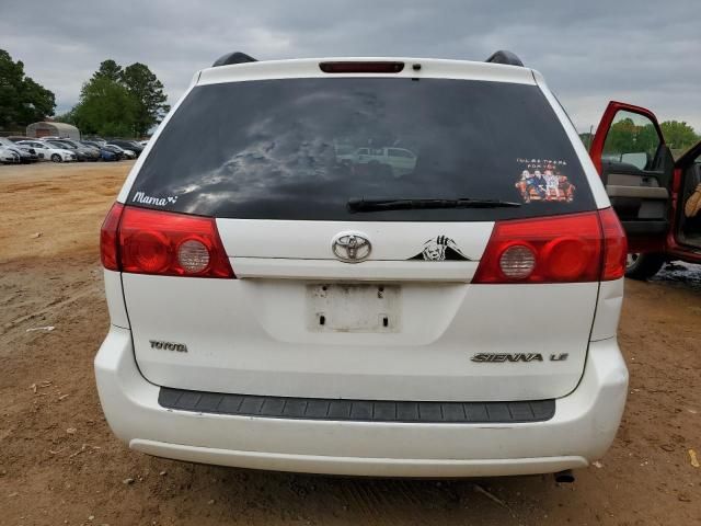 2009 Toyota Sienna CE