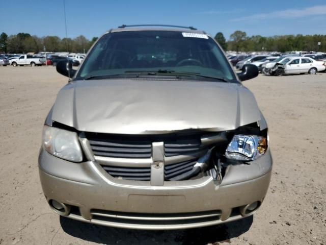 2005 Dodge Grand Caravan SXT