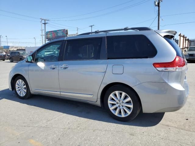 2011 Toyota Sienna XLE