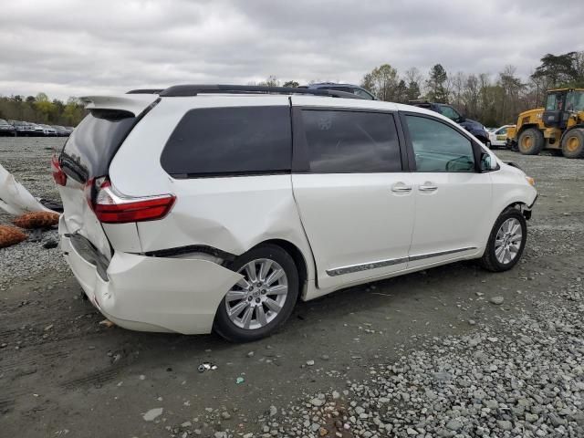 2015 Toyota Sienna XLE