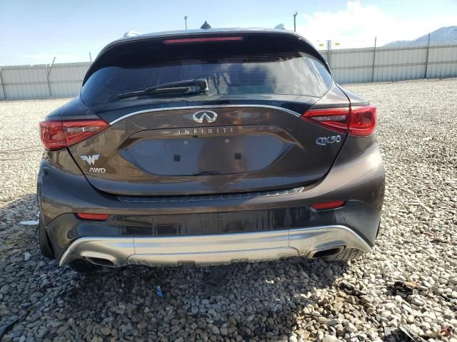 2017 Infiniti QX30 Base