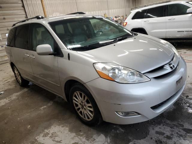 2008 Toyota Sienna XLE