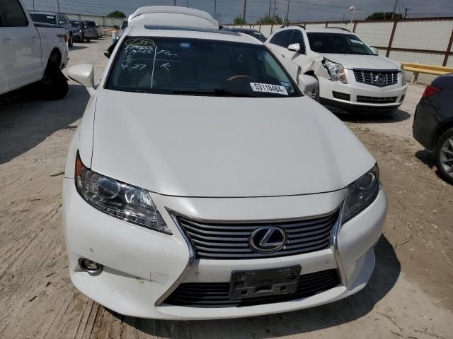 2015 Lexus ES 300H