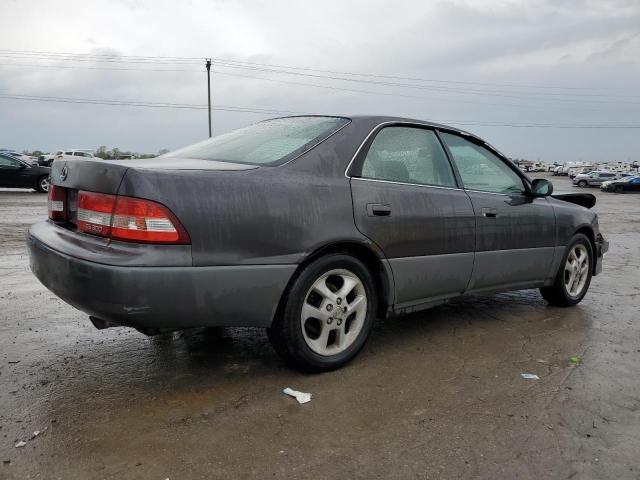 2000 Lexus ES 300