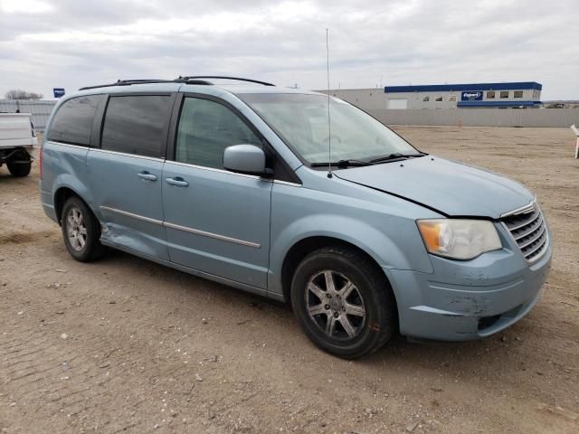 2009 Chrysler Town & Country Touring