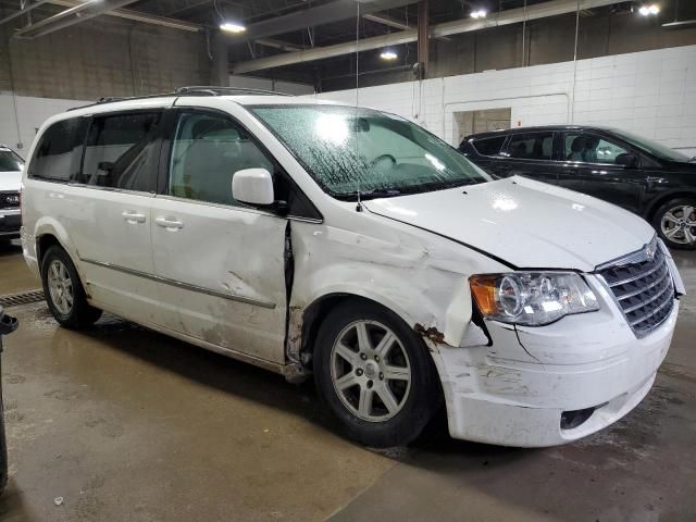 2010 Chrysler Town & Country Touring