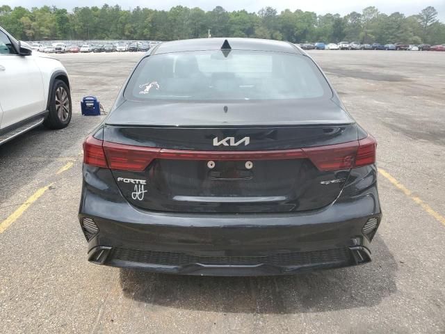 2023 KIA Forte GT Line