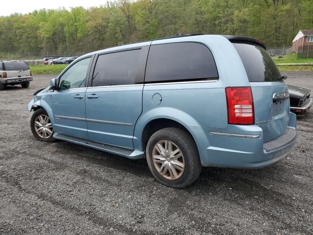 2010 Chrysler Town & Country Touring