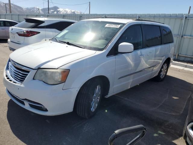 2014 Chrysler Town & Country Touring