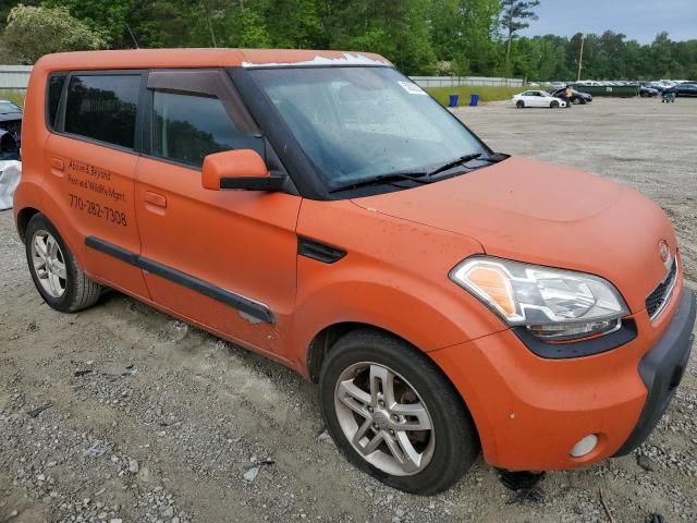 2010 KIA Soul +