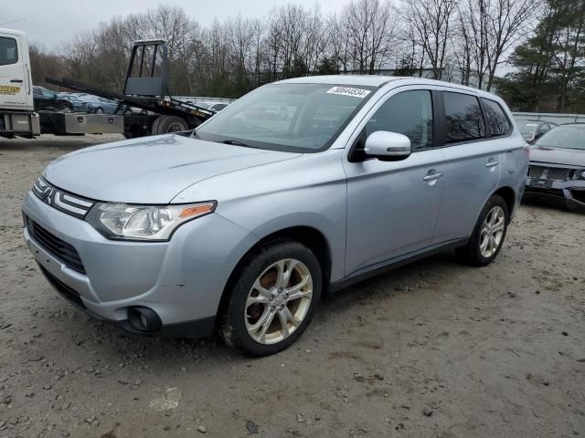 2014 Mitsubishi Outlander SE