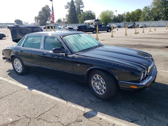 2001 Jaguar XJ8