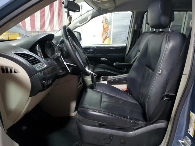 2012 Chrysler Town & Country Touring