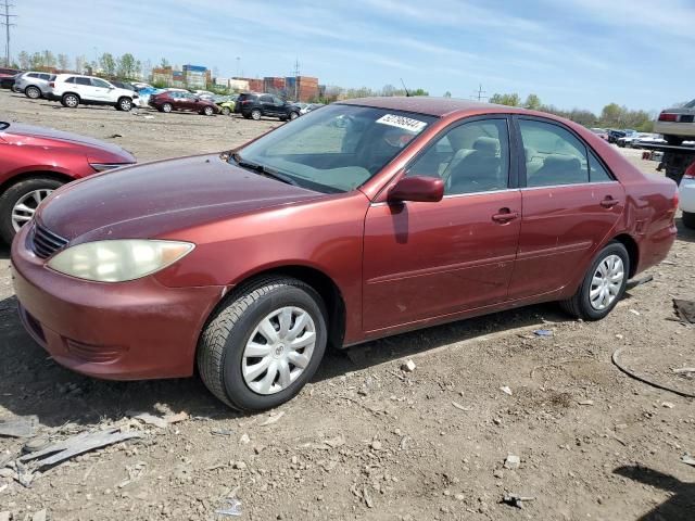 2005 Toyota Camry LE