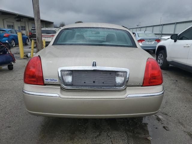 2009 Lincoln Town Car Signature Limited