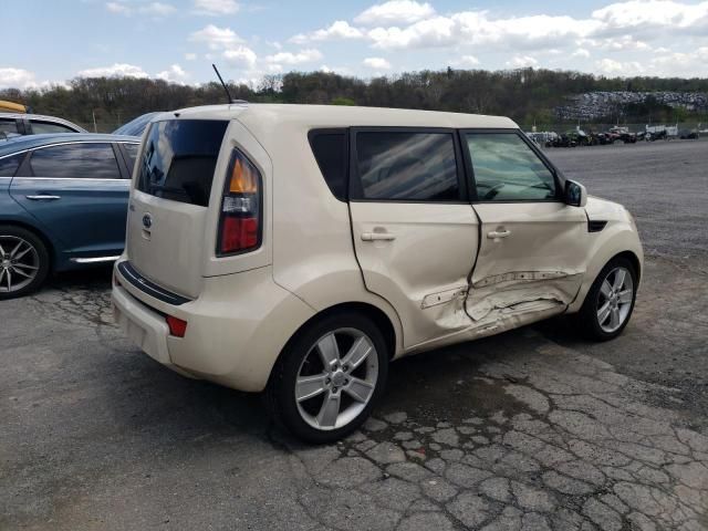 2011 KIA Soul +