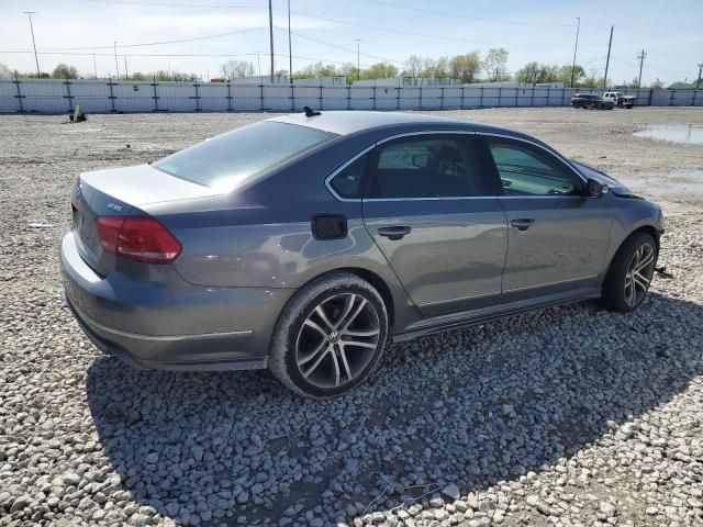 2015 Volkswagen Passat SEL