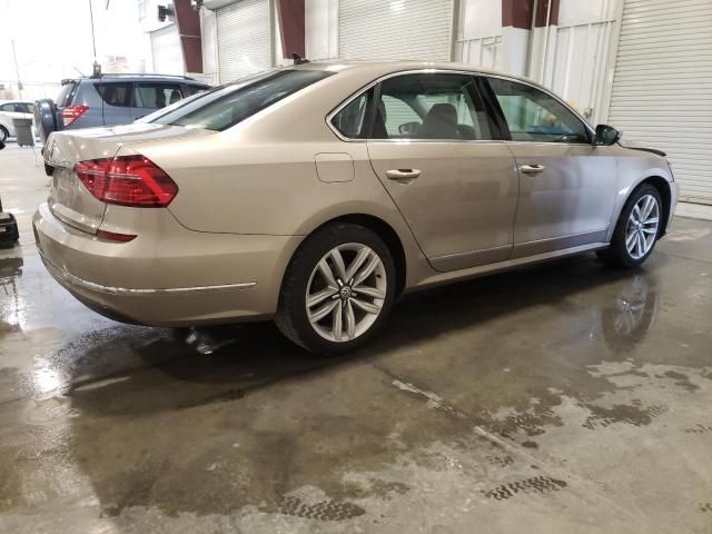 2016 Volkswagen Passat SEL