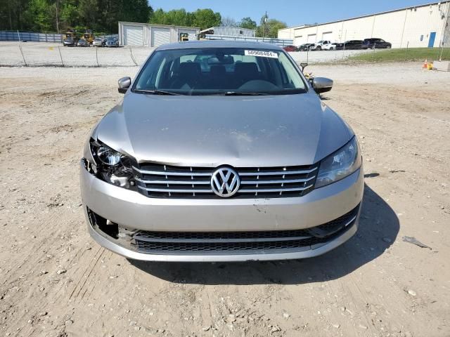 2014 Volkswagen Passat SE