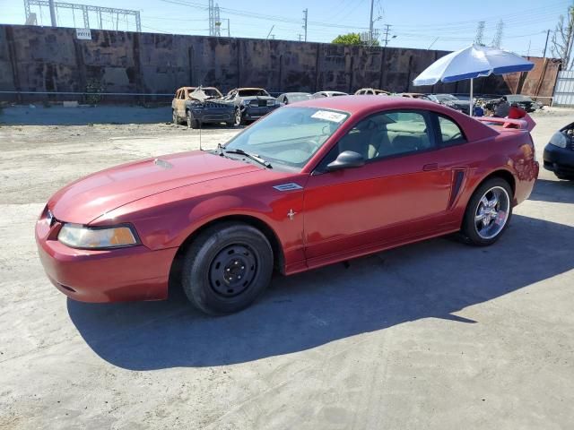 2000 Ford Mustang