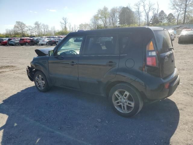 2011 KIA Soul +