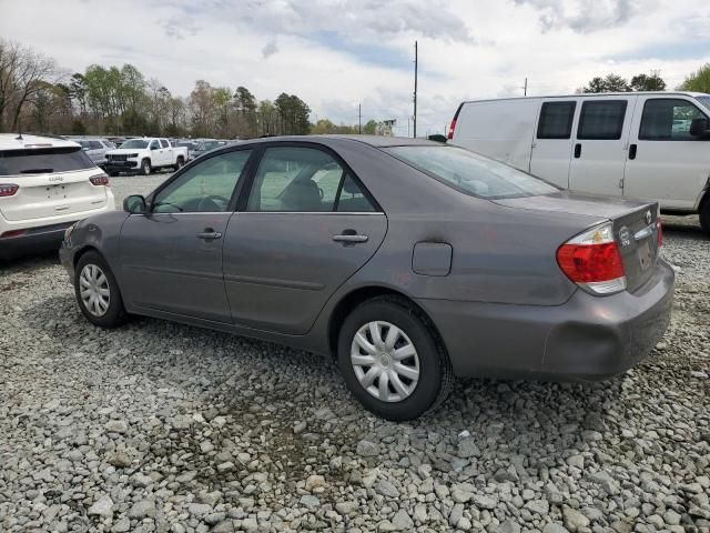 2005 Toyota Camry LE