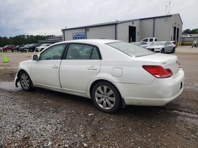 2005 Toyota Avalon XL