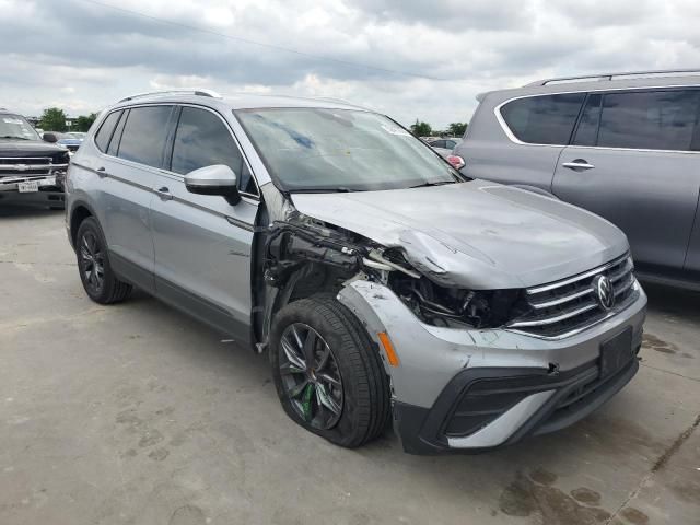 2023 Volkswagen Tiguan SE