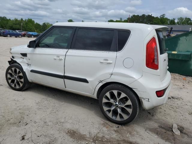 2013 KIA Soul +