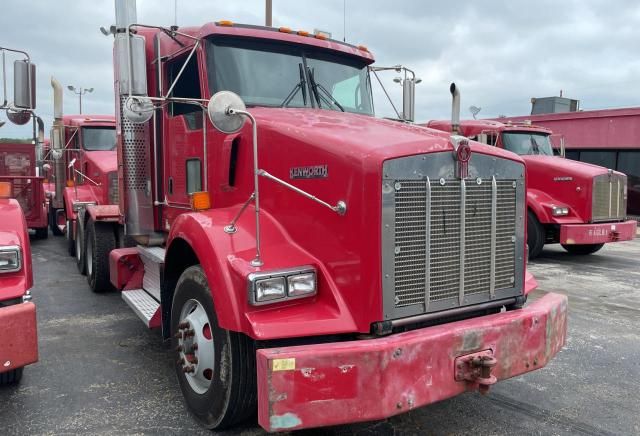 2009 Kenworth Construction T800