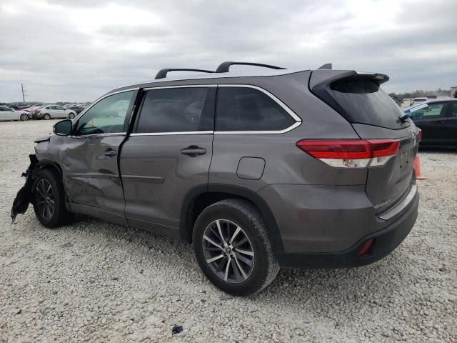 2018 Toyota Highlander SE