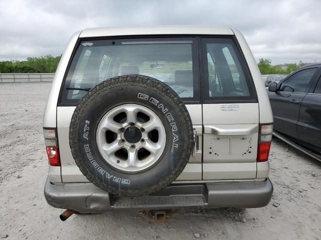 2001 Isuzu Trooper S