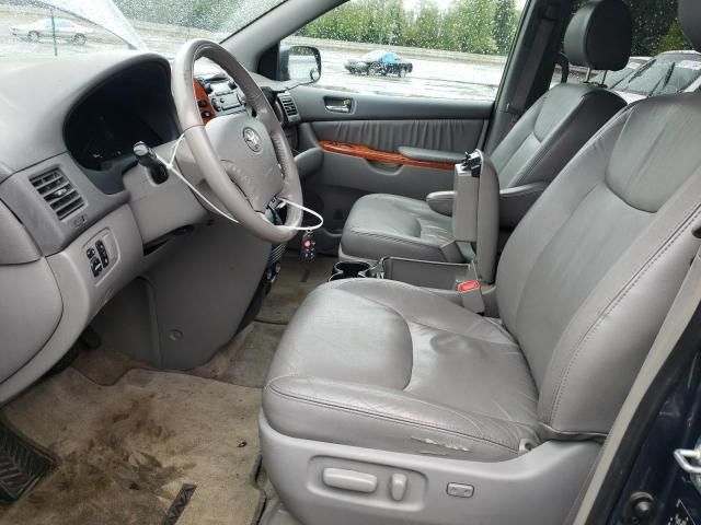 2008 Toyota Sienna XLE