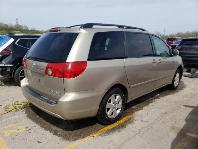 2006 Toyota Sienna XLE