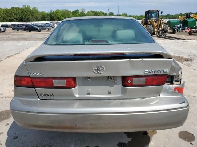 1999 Toyota Camry LE