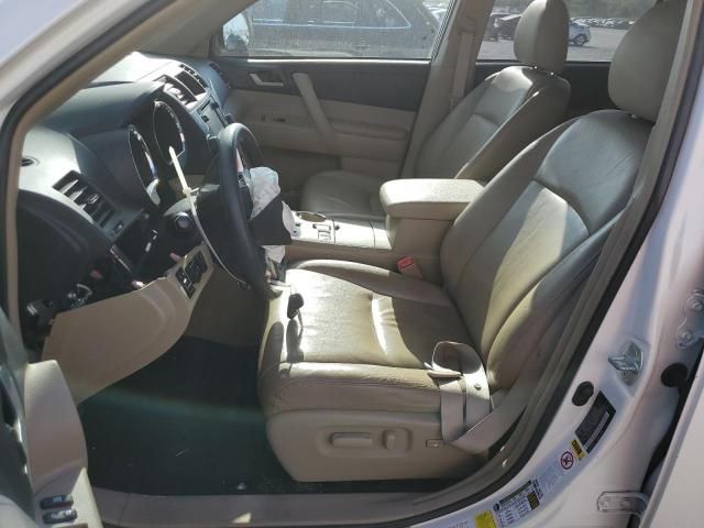 2013 Toyota Highlander Base