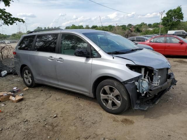 2012 Toyota Sienna LE