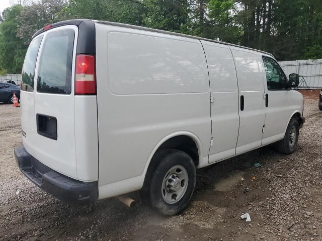 2015 Chevrolet Express G2500