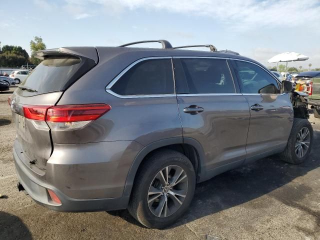 2019 Toyota Highlander LE