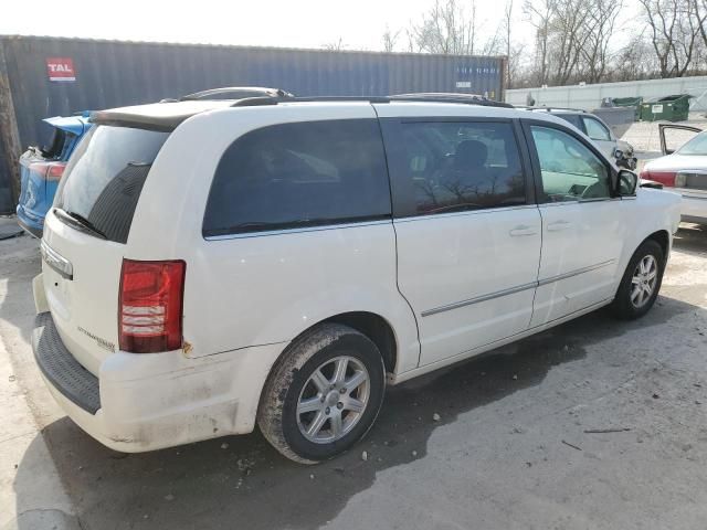 2010 Chrysler Town & Country Touring