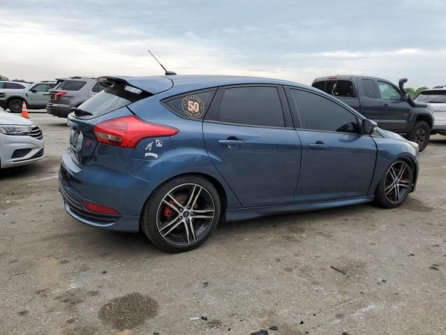 2018 Ford Focus ST