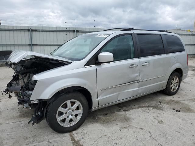 2010 Chrysler Town & Country Touring